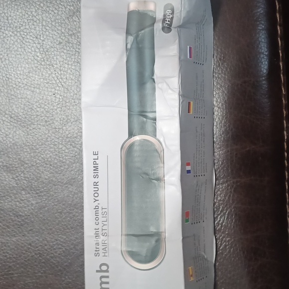 Straight comb - Picture 2 of 3